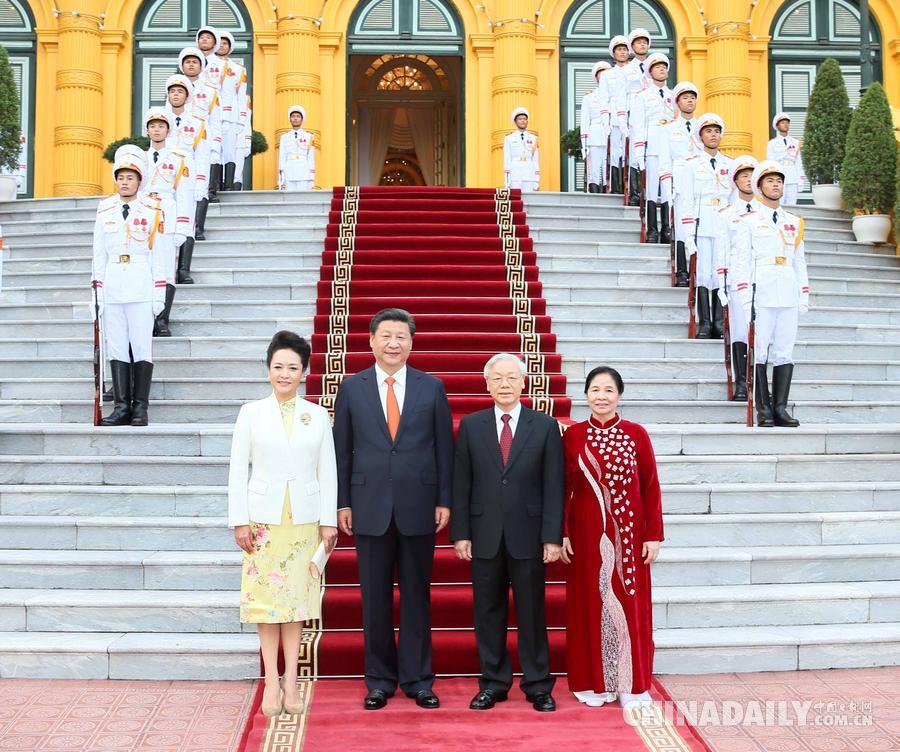 习近平同越共中央总书记苏林、国家主席梁强就中越建交75周年互致贺电